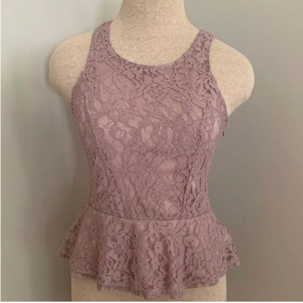 Charlotte Russe Sleeveless Lace Peplum Top Size S
